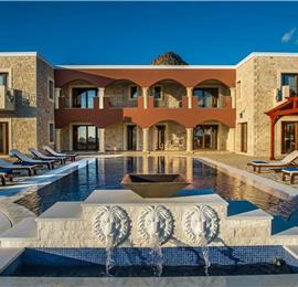 8 bedroom luxury villa with pool near Koutsounari, sleeps 16